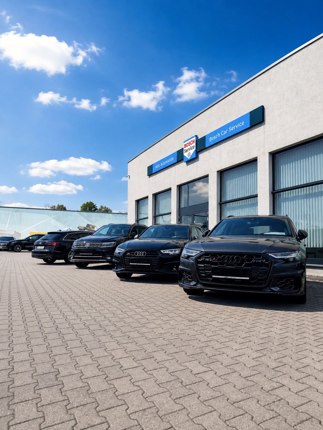 Gebrauchtwagen von Heil Automobile vor dem Autohaus in Leipzig